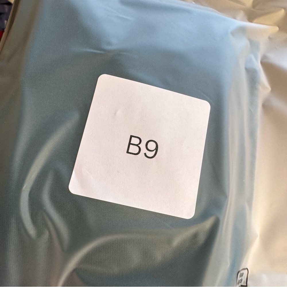 Lululemon Zoned In Tight *27” Green Jasper Size 4 Reflective Running Legging B9 - Picture 15 of 16